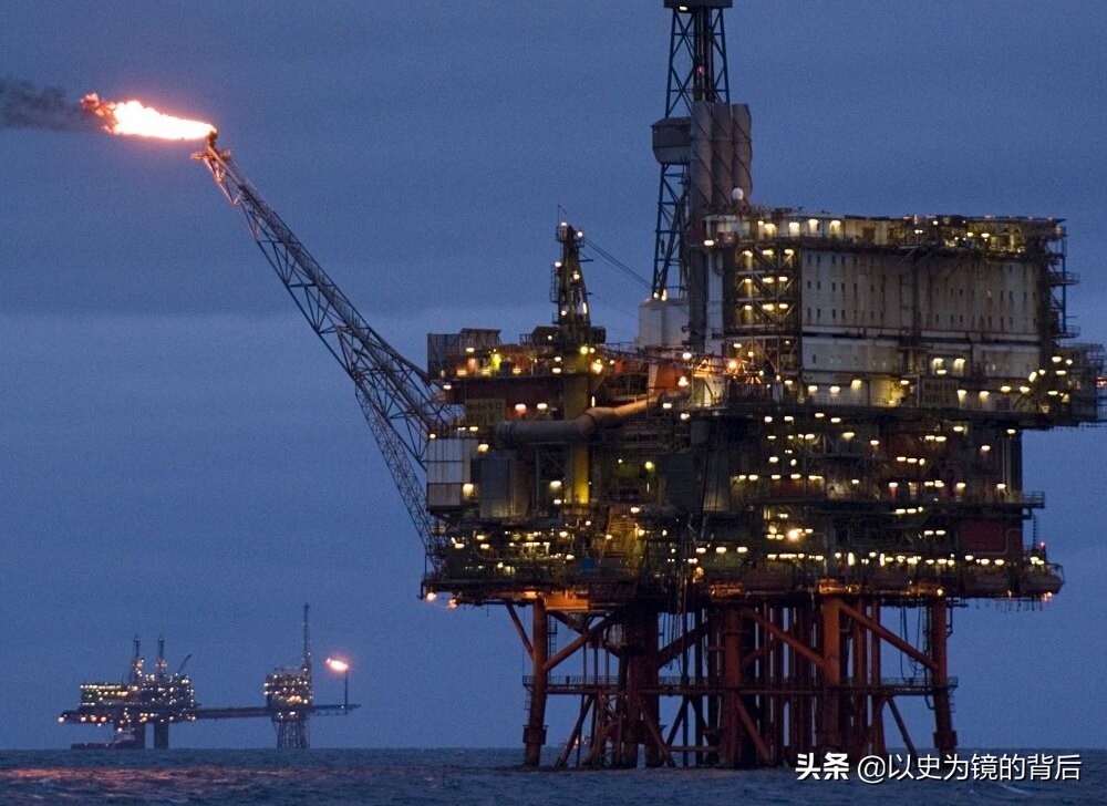 阿联酋7个酋长国贫富差距,阿联酋有哪七个酋长关系