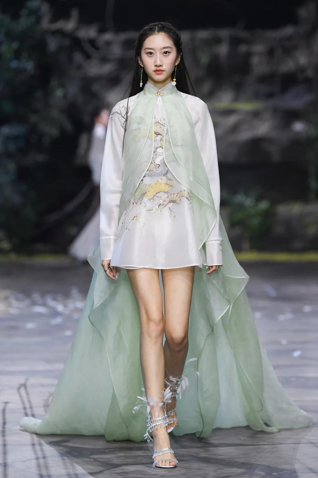 可持续时尚知名品牌,持续恢复国货潮品