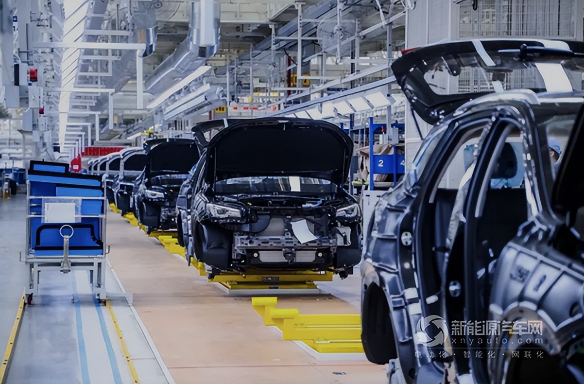 mg棣栨鍏ㄧ悆杞h32閲忎骇涓嬬嚎,姹借溅宸ヤ笟棣栨鍏ㄧ悆杞geh32