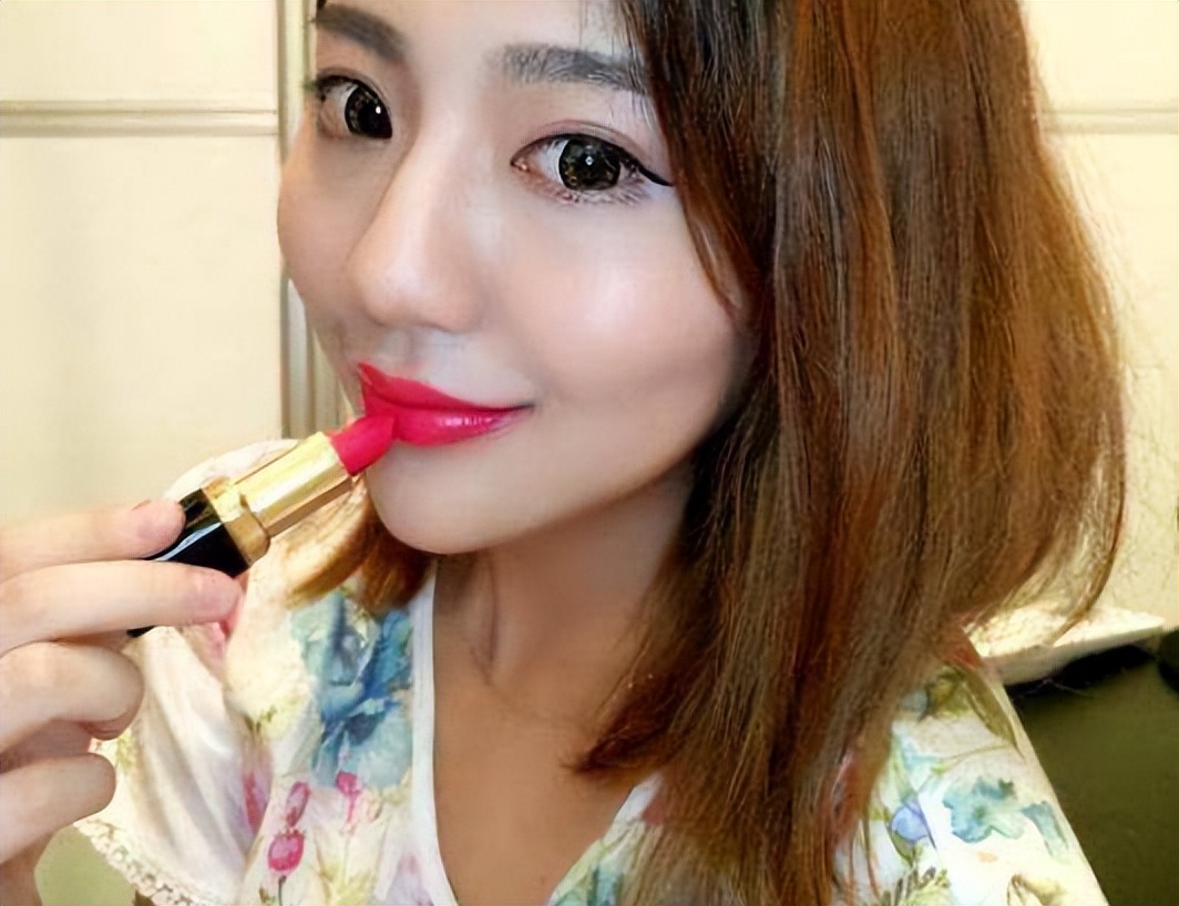 化妆品是越贵越好吗,化妆品不需要多贵适合自己