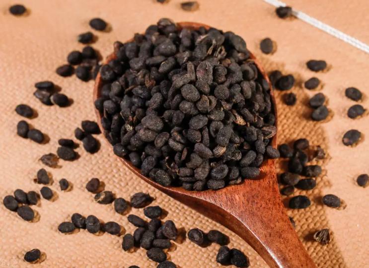 一剂中医名方,祛风除湿,活血化瘀,可治强直,肩胛腰背疼痛