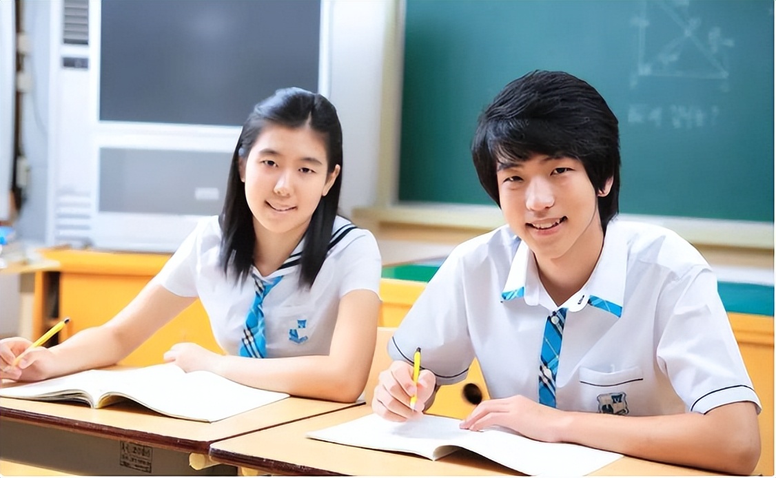 2020全国第一名状元云南高考,2023年云南临沧市高考状元