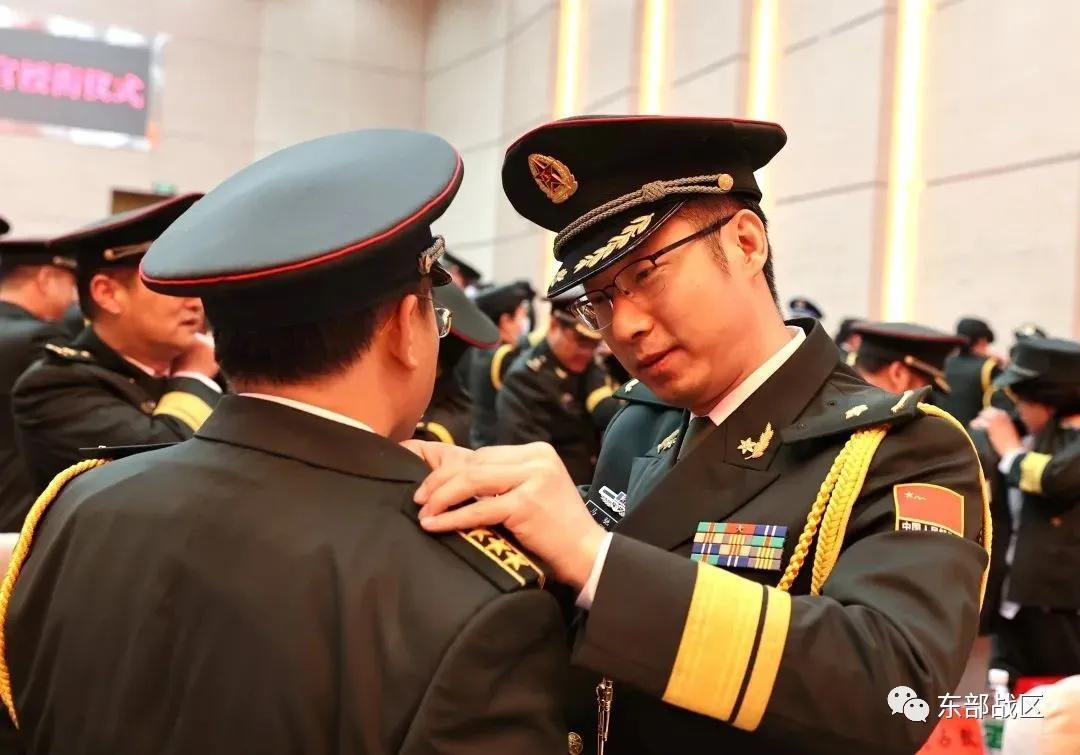 文职人员改任军官,文职干部改任军官的条件