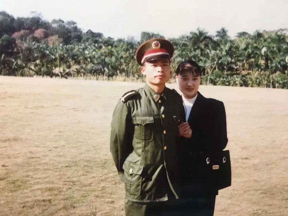 三次提干失败，三次延期服役，这名军士火了