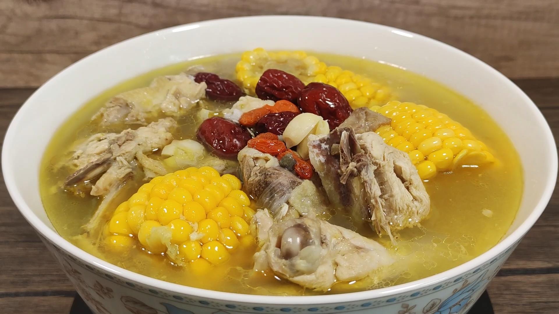 炖鸡汤的正确做法放什么,炖鸡汤都放什么料营养又好吃