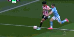 预测曼城4:1胜利物浦,联赛杯曼城0-2南安普顿