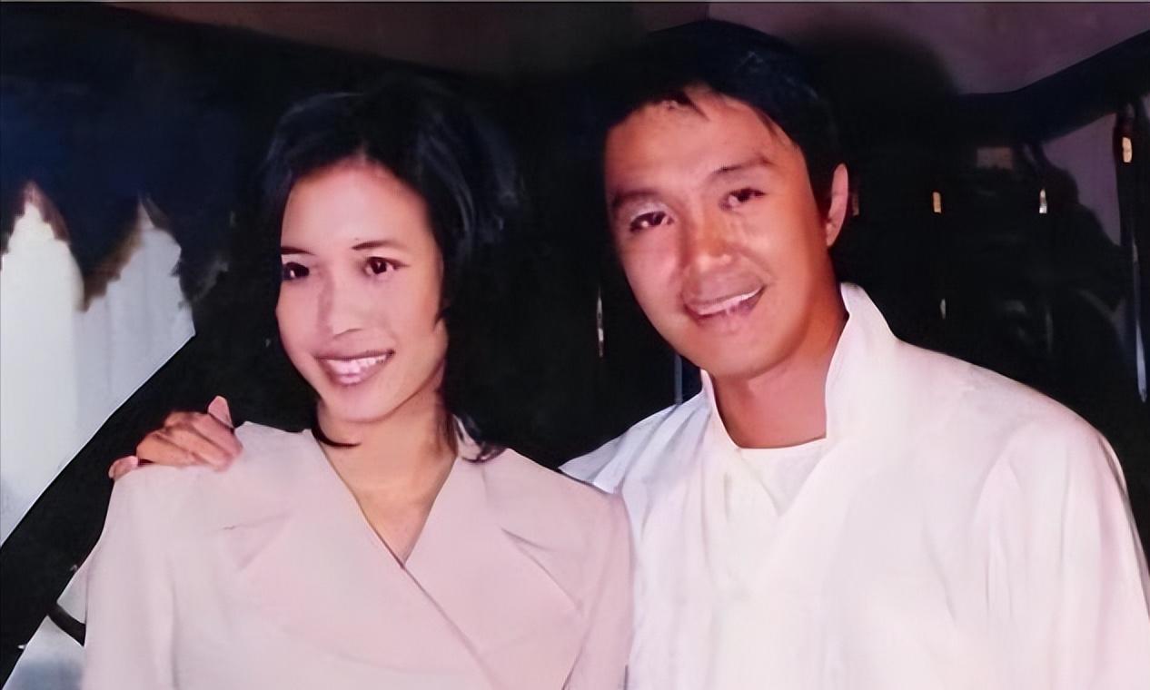 韩媒吐槽国足犯规集锦原文,韩媒吐槽国足爆冷