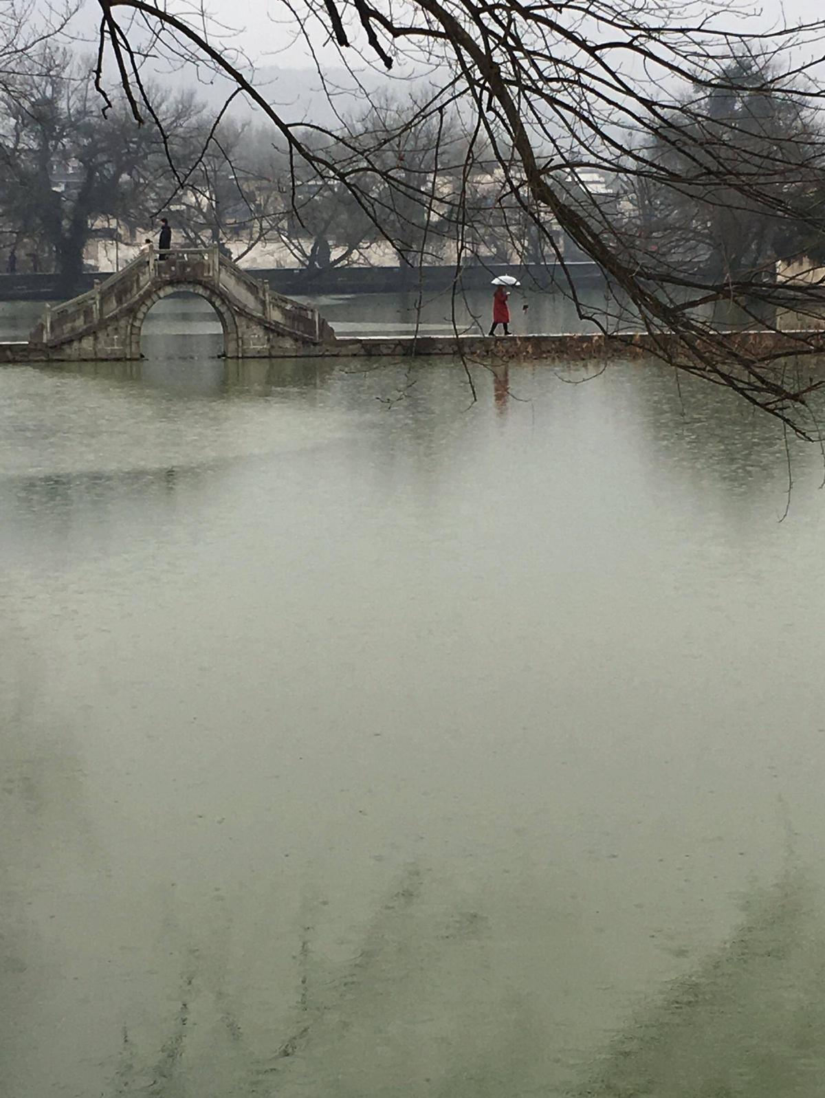 【晚清*楼青**旧影观】媚态百出，丰乳肥臀，尽显女子风情！