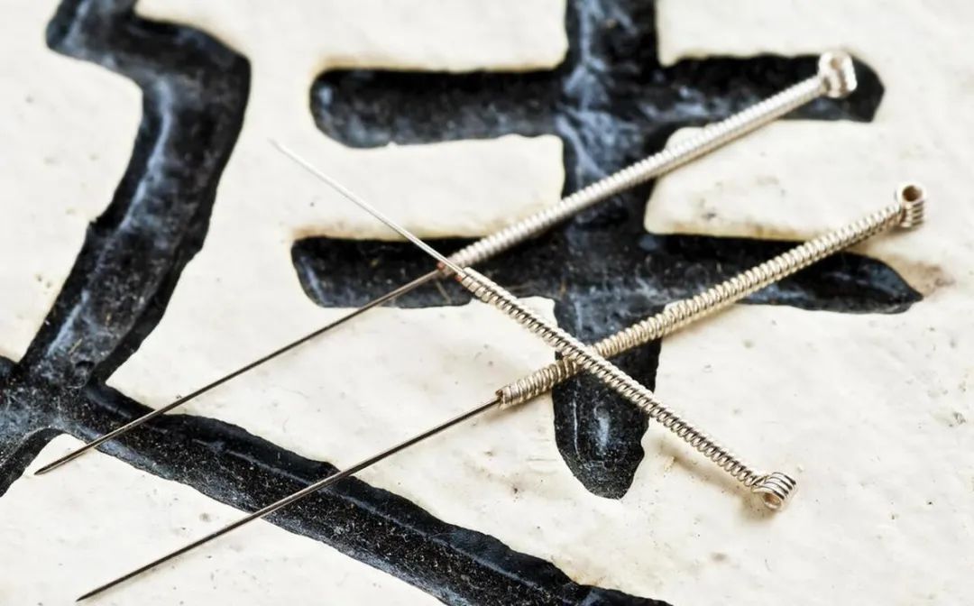 花洒堵住了怎么去除,花洒管子堵住了怎么办