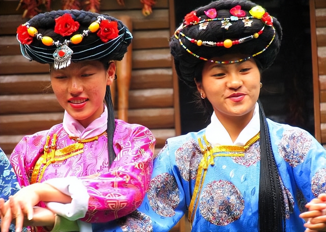 摩梭母系部落文化,摩梭族为什么能保留母系氏族