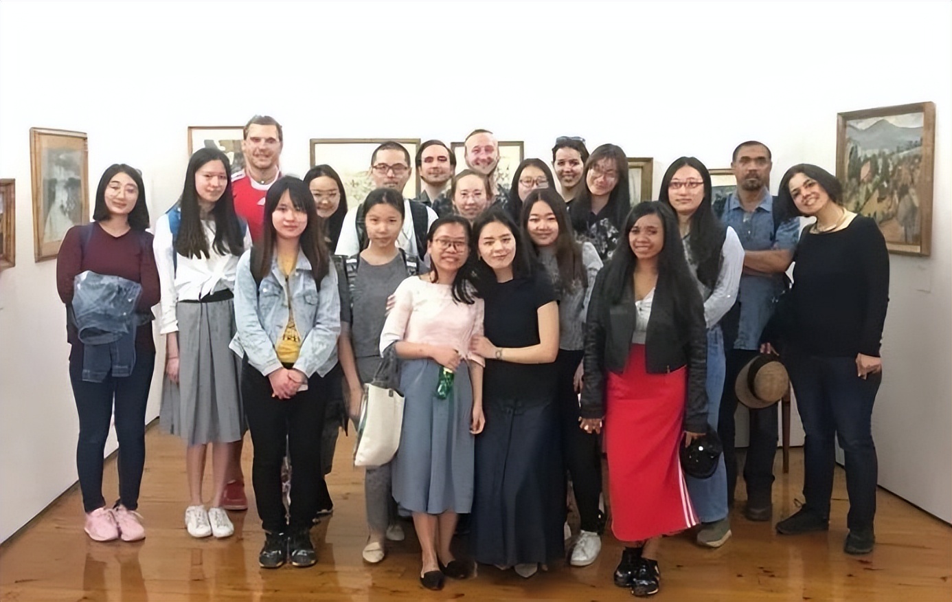 学校可以开设哪些小语种,哪些大学招收小语种