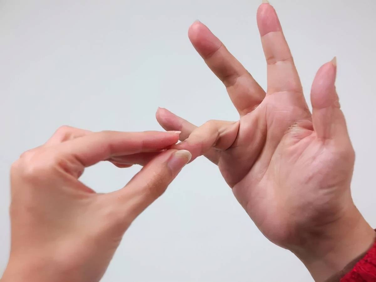 男生手指细长和个子有关吗,男性和女性的手指长短