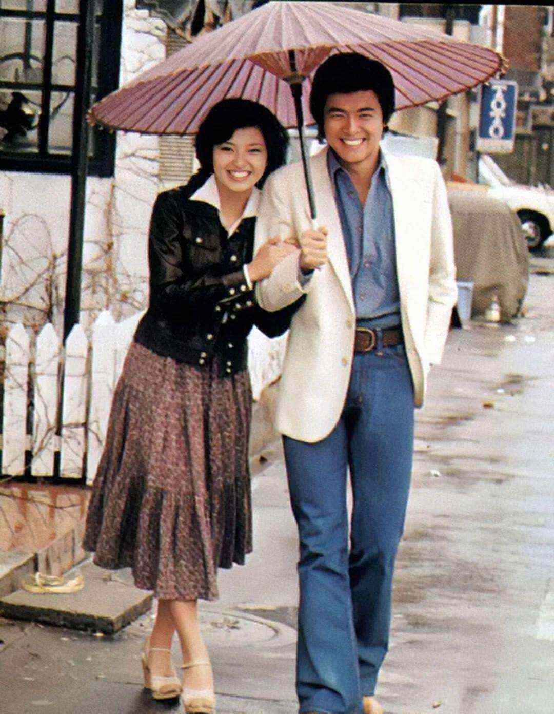 山口百惠颜值巅峰短发,樱花女神山口百惠