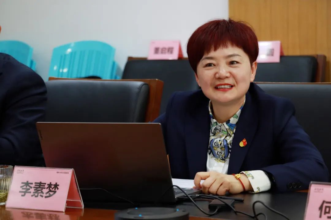 清北学校，成都新津为明学校，越来越热。