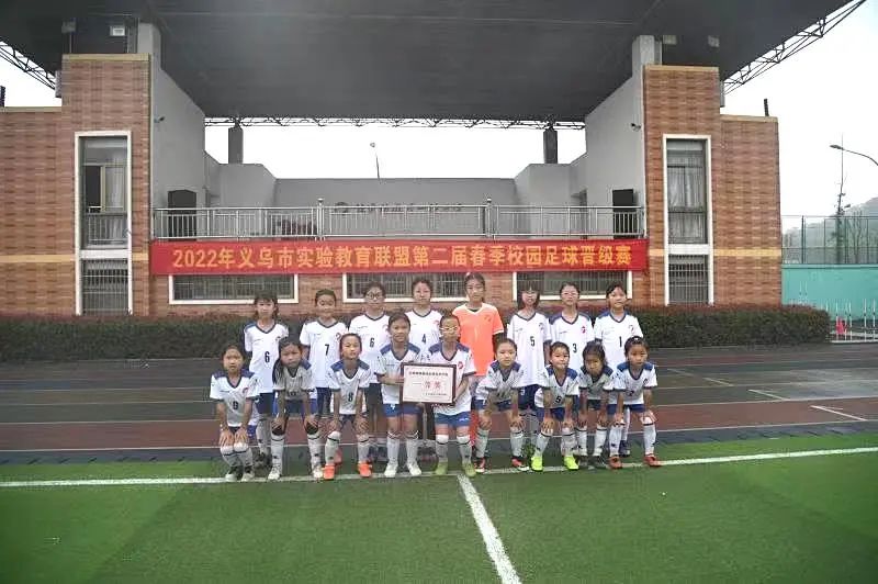 足够精彩校园足球联赛火热进行中,驰骋绿茵足球