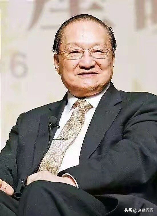 金庸出生在什么年代,金庸1924年出生