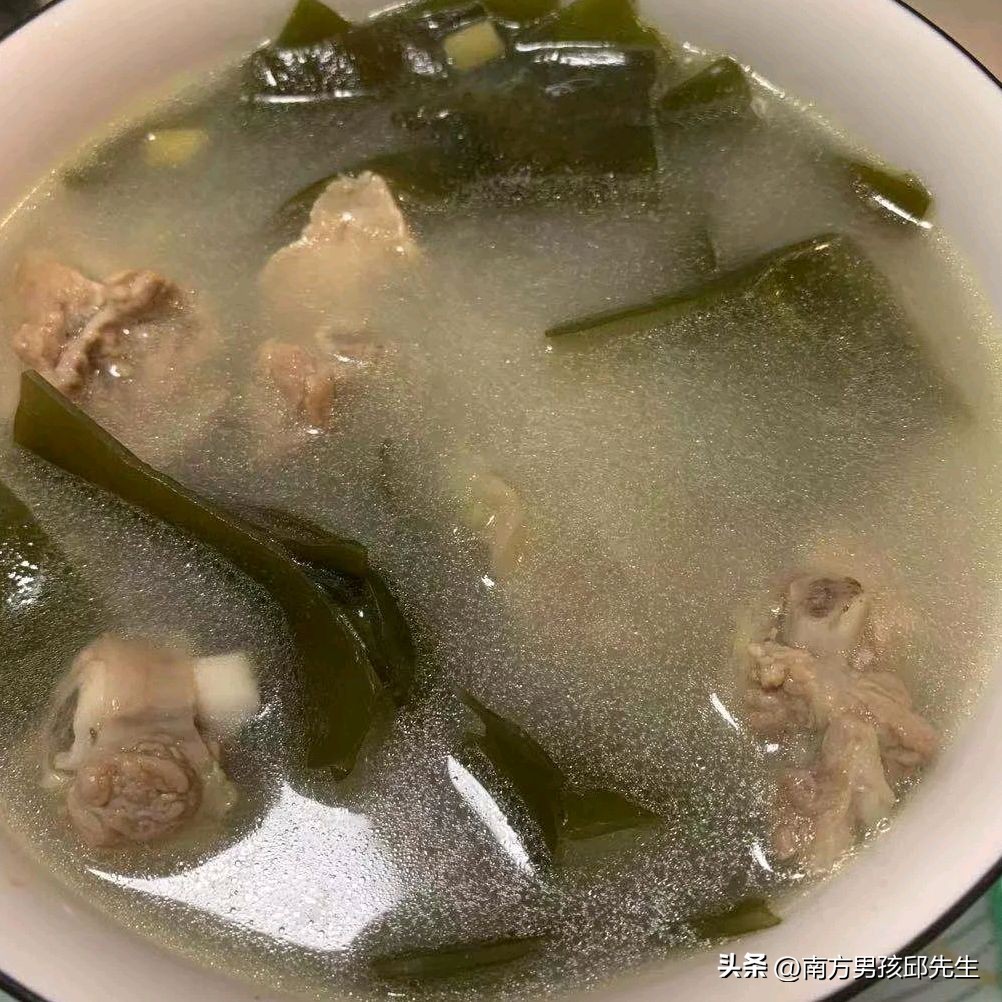 做得最好的冬瓜海带排骨汤,春季养生汤海带排骨汤的做法