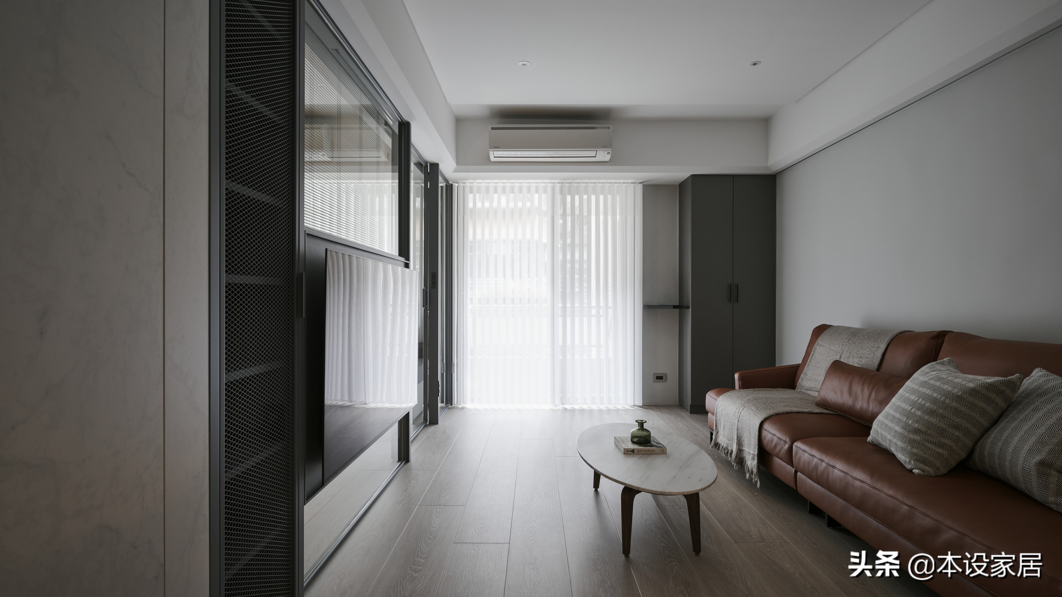 赞！56岁中年夫妇坚持断舍离6年，74㎡小宅干净清爽，太治愈了