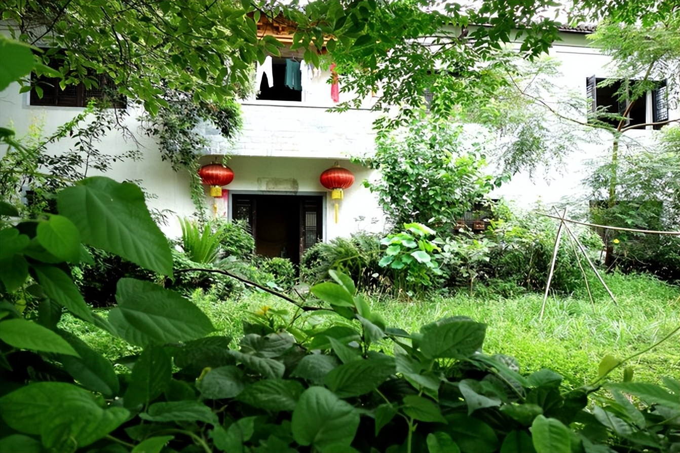 逛景德镇陶瓷市场,景德镇逛逛古镇了解陶瓷文化