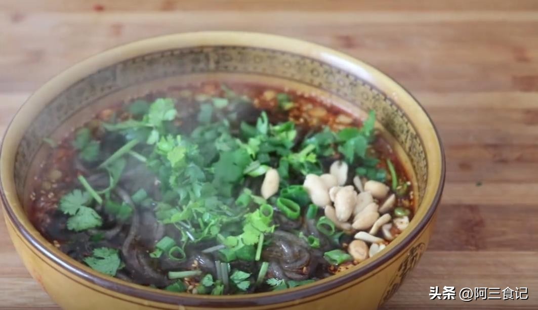 如何把酸辣粉做出特别好吃,学做自制酸辣粉