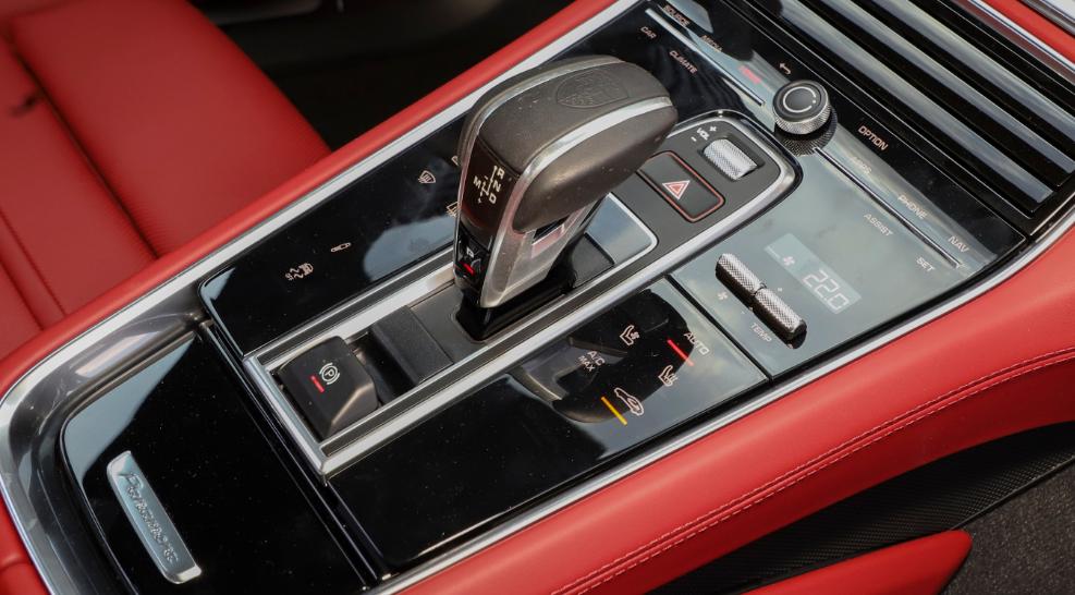 保时捷panamera车主真实感受,保时捷panamera真的难开吗