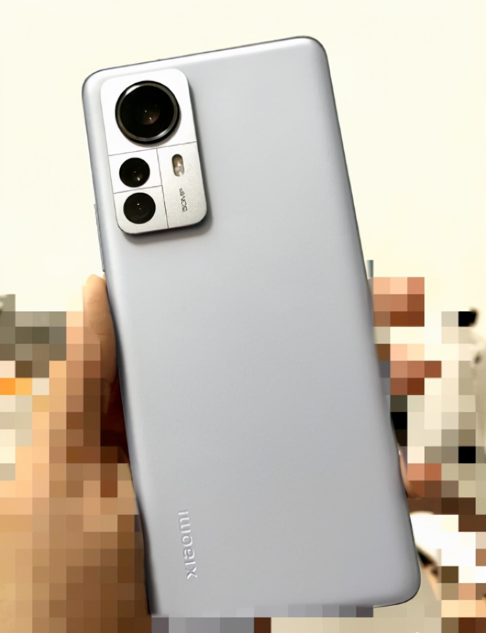 小米12系列换成苹果手机的体验,小米12用了一年的感受