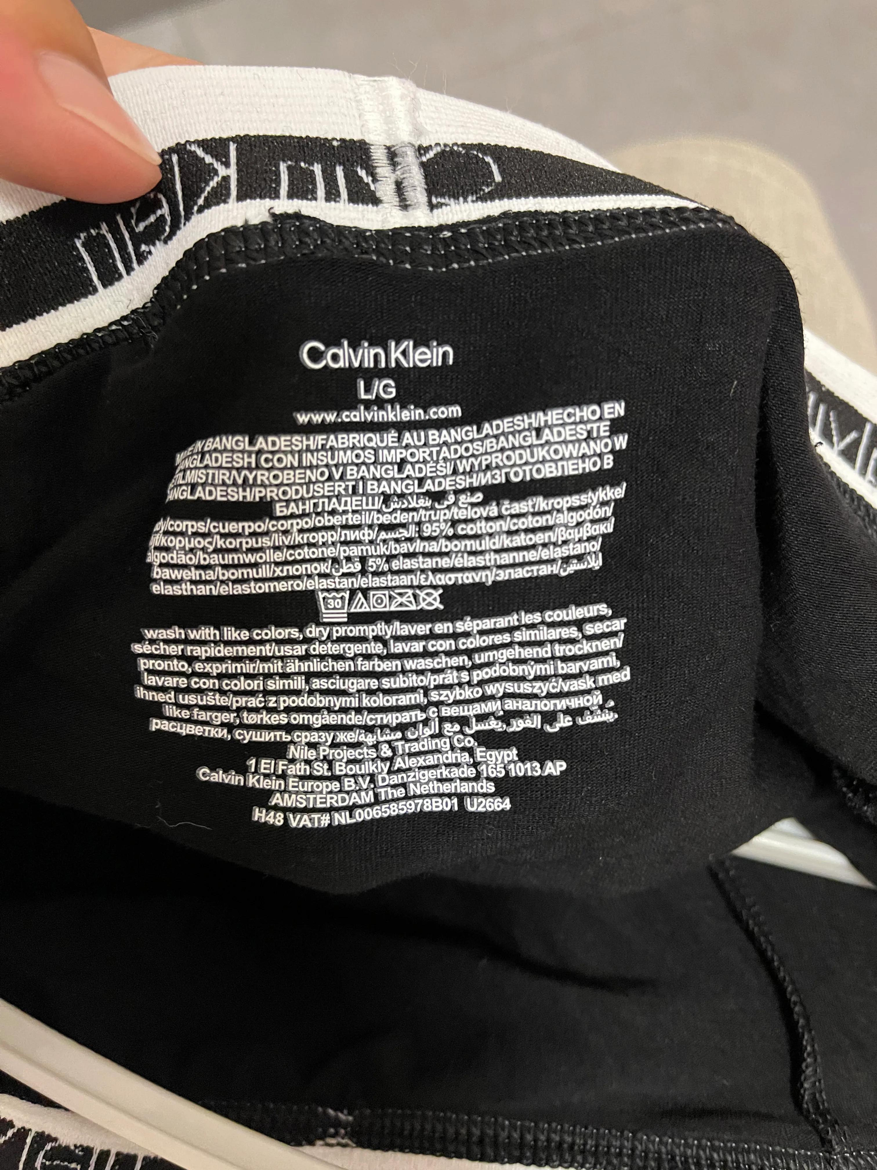 某某平台掉色的CK，你还敢穿吗？