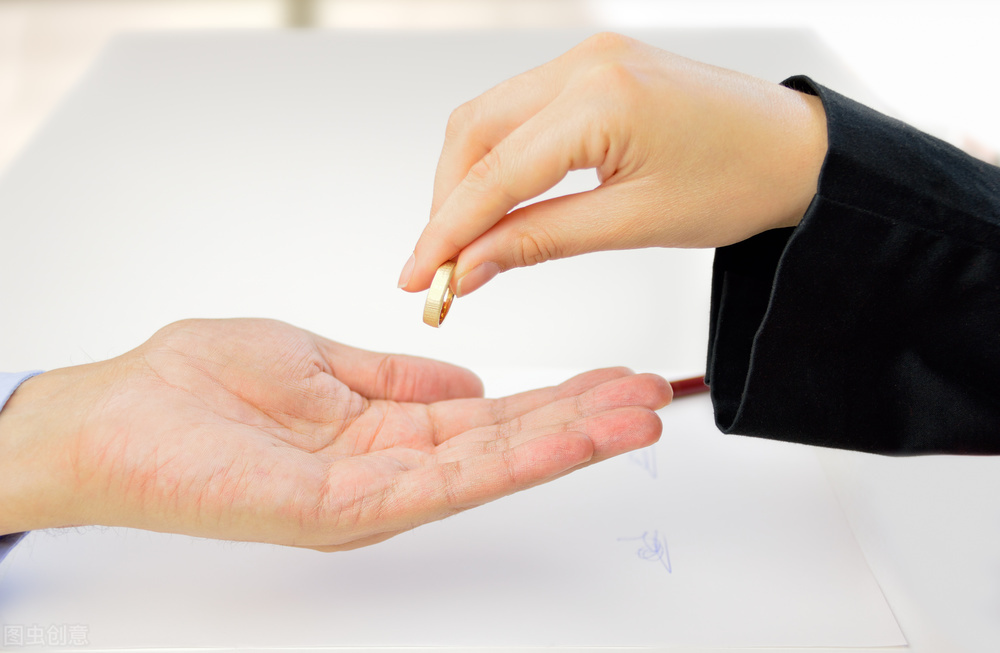 前半生荒唐后半生圆谎大结局,前半生荒唐后半生圆谎61