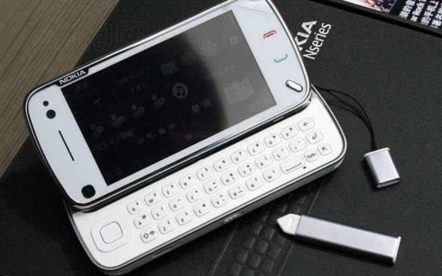 怀念以前滑盖手机,以前的侧边滑盖手机