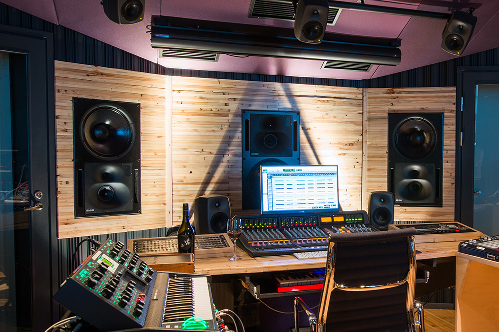 德国真力音响 (芬兰genelec音箱)