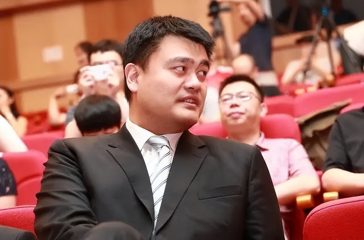 姚明一家三代近照,姚明个人资料及父母