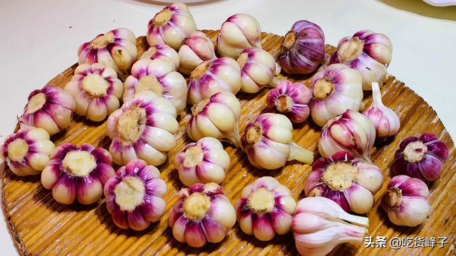 怎样腌糖蒜好吃放时间长,正宗糖蒜怎么腌放很久都没事