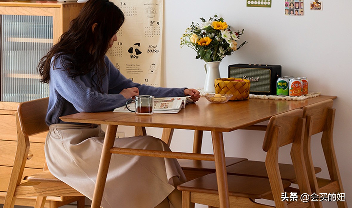 餐厅加厚实木餐桌纯实木,值得推荐的实木餐桌