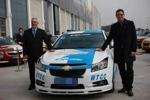 雪佛兰科鲁兹10款豪华版值得买吗,15万公里雪佛兰科鲁兹值得购买吗