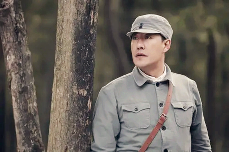 演了半辈子雷剧，常年盘踞横店，网友：换台仍是他，不会拍别的