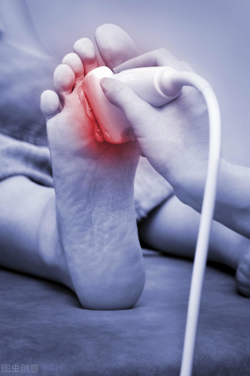 特别小的黑痣有可能是黑色素瘤吗,黑痣有可能变成黑色素瘤吗