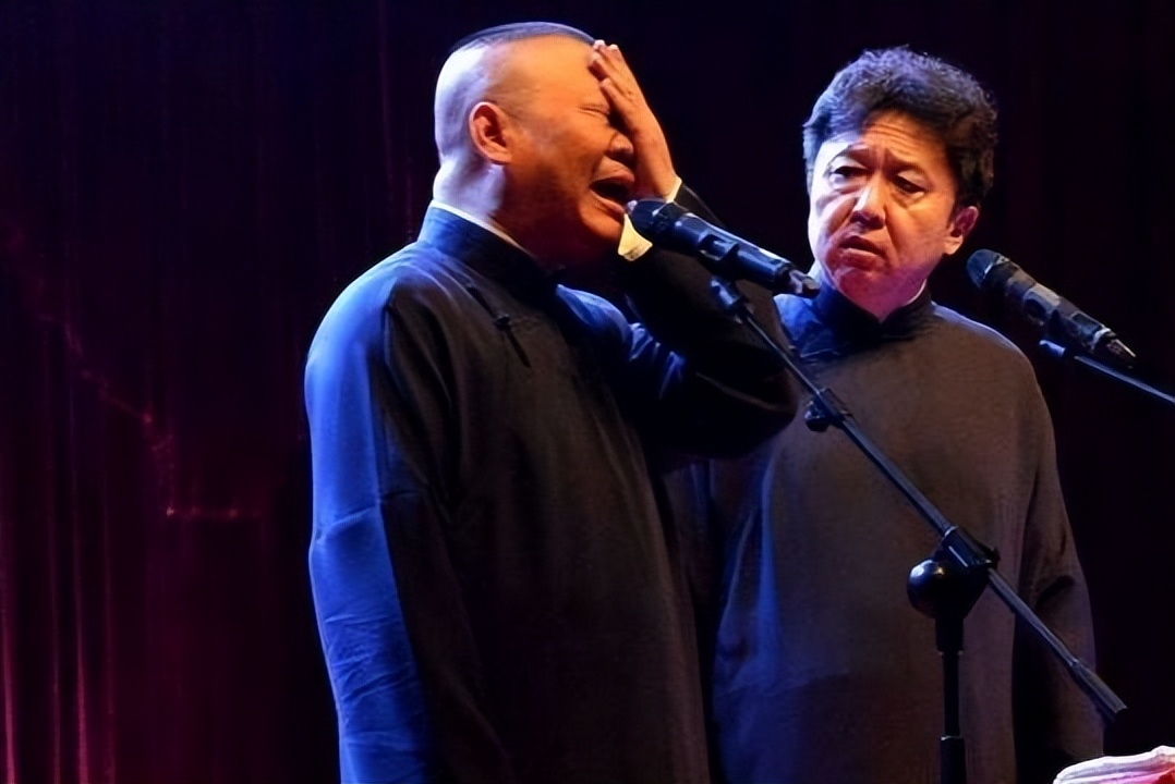 郭德纲讲述曹云金岳云鹏事件,当岳云鹏得知郭德纲被曹云金羞辱