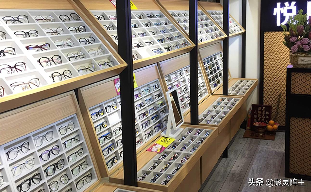 怎样看懂眼镜配镜教程,验光配镜多久更换眼镜镜片