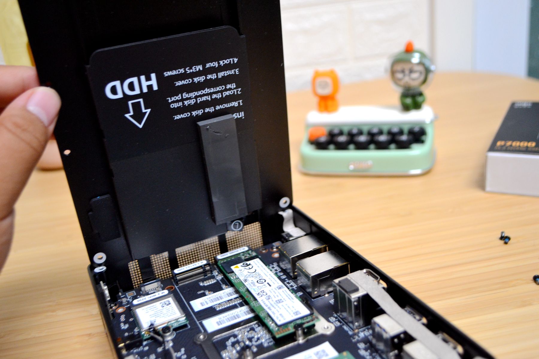 传统主机被取代？同样的性能，体积小了N倍!零刻GTR5迷你主机测评