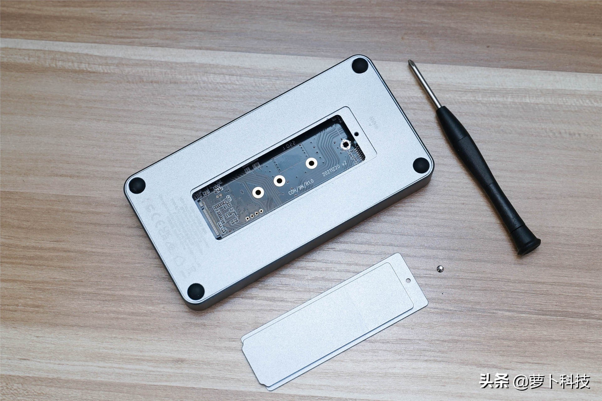 100w充电功率可以充200w电脑吗,功耗低的苹果硬盘扩展坞