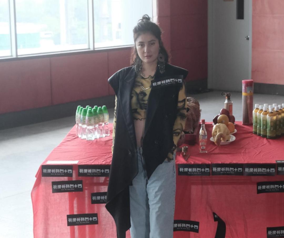 蓝琼缨因为什么去世,赌王二太蓝琼缨传奇的一生