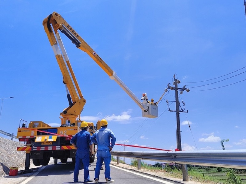 电网迎峰度夏保驾护航,电网迎峰度夏超高压建设工程竣工
