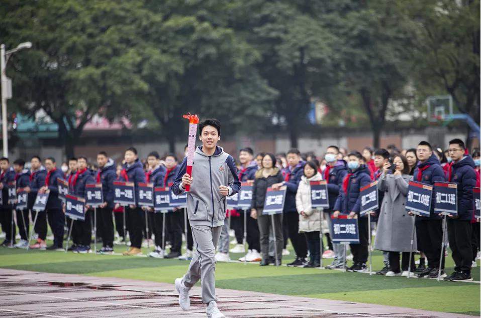 开学啦听听新生的感受,开学了看一下宿舍的环境