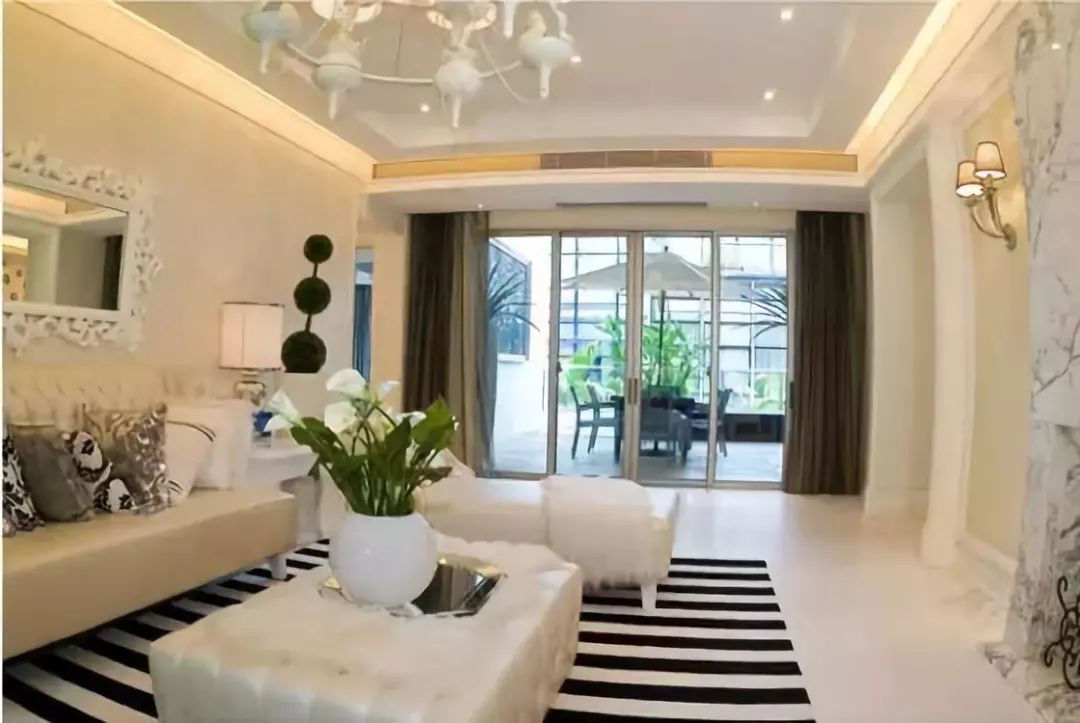 不装中央空调吊顶造型效果图,中央空调吊顶美观大气效果图