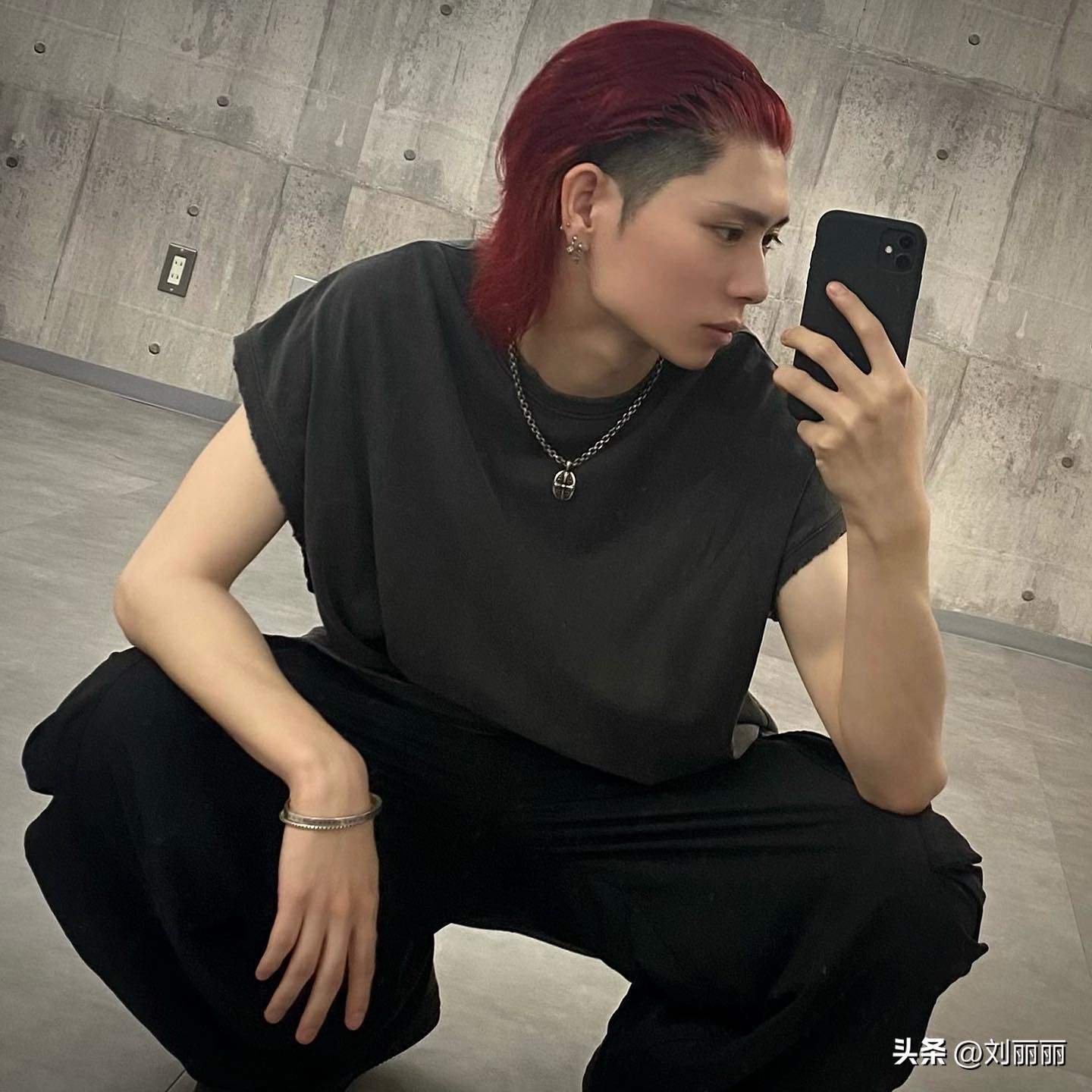 适合微胖男生的纹理烫,男生黑人烫中长造型效果