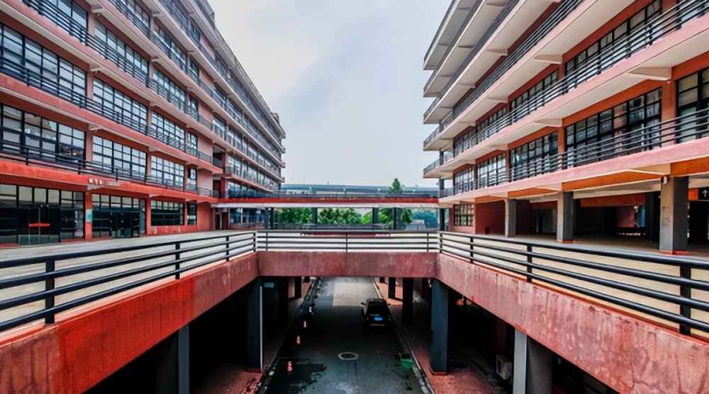 广州美术画室前十名,广州哪些画室比较好学