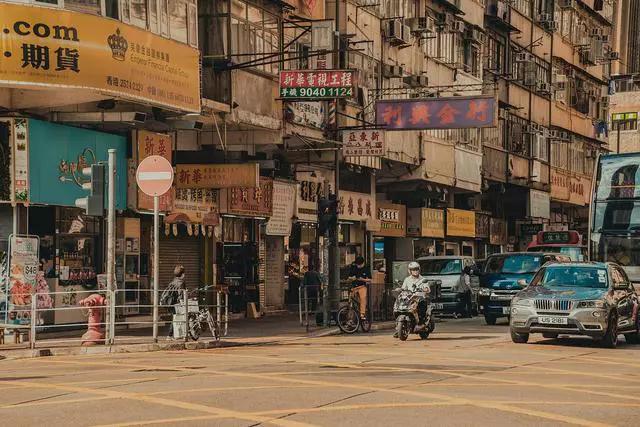 为啥香港依然那么繁华,香港曾经繁华的地方现在什么情况