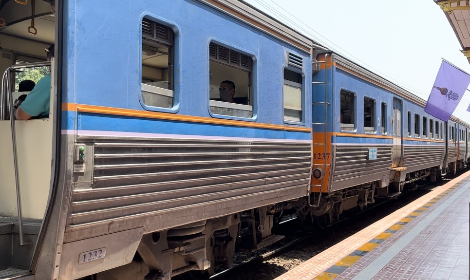 坐泰国火车,泰国坐火车需多少钱啊