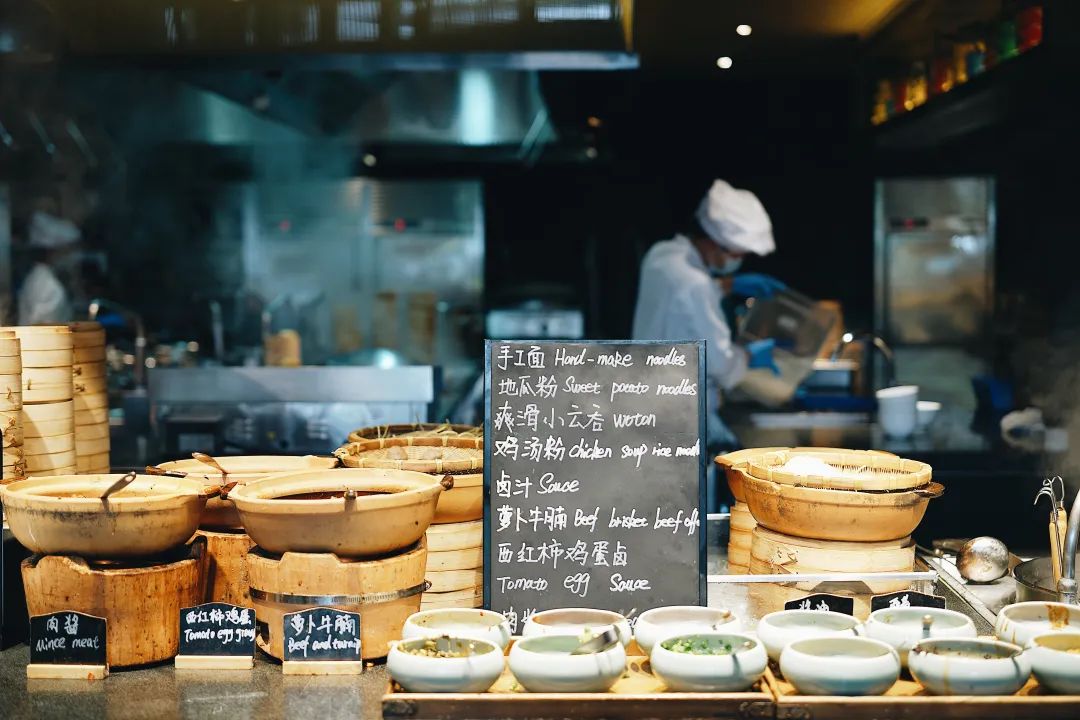 三亚打卡必住酒店之一,三亚十大必住酒店推荐排名最新