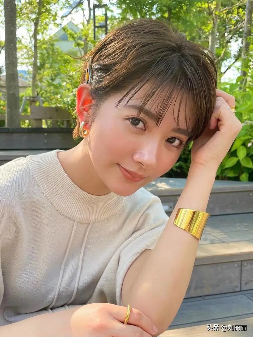 2020年超好看的发型全网搜,2021最火的发型测试